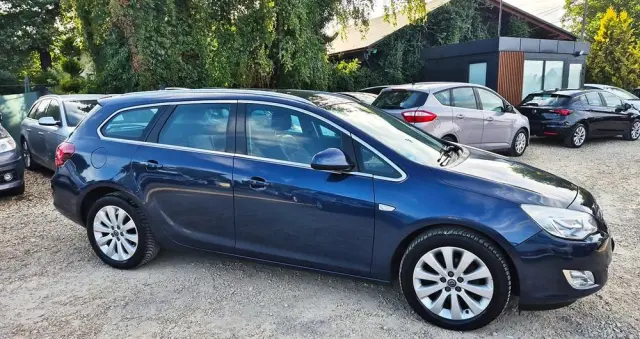 OPEL Astra 1.4 Turbo Automatik Cosmo