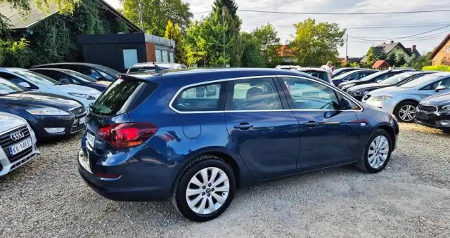 OPEL Astra 1.4 Turbo Automatik Cosmo