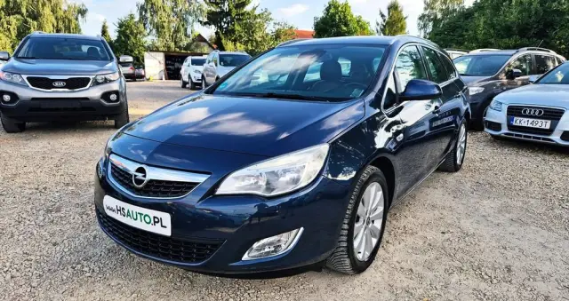 OPEL Astra 1.4 Turbo Automatik Cosmo