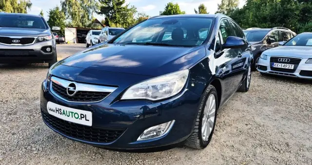 OPEL Astra 1.4 Turbo Automatik Cosmo