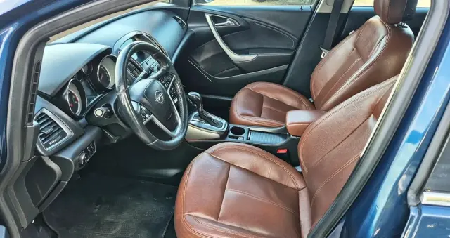 OPEL Astra 1.4 Turbo Automatik Cosmo