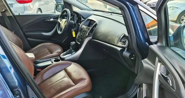 OPEL Astra 1.4 Turbo Automatik Cosmo