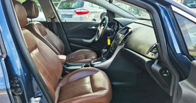 OPEL Astra 1.4 Turbo Automatik Cosmo