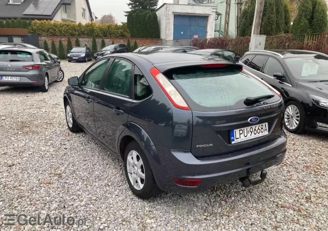 FORD Focus 1.6 16V Ambiente
