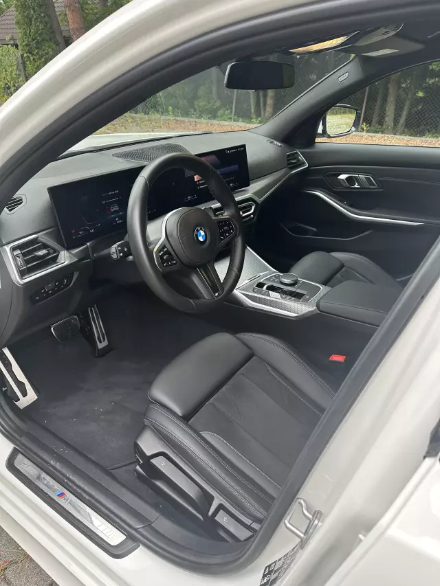 BMW Seria 3 320i