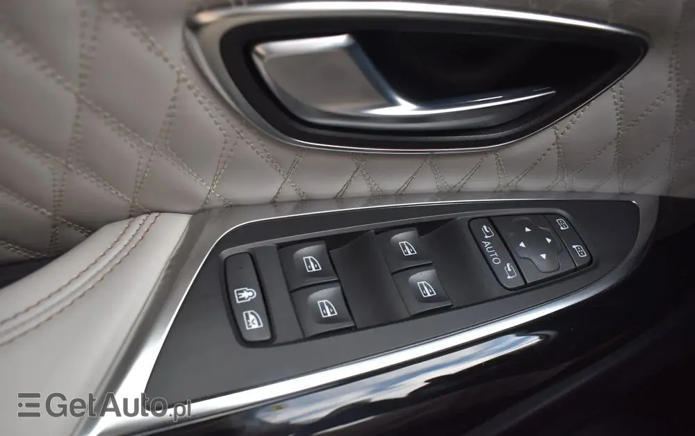 RENAULT Espace 2.0 Blue dCi Initiale Paris EDC