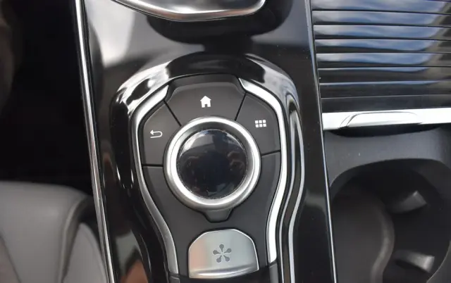 RENAULT Espace 2.0 Blue dCi Initiale Paris EDC