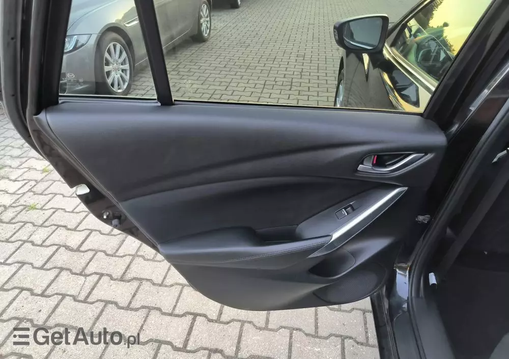 MAZDA 6 Kombi SKYACTIV-D 150 i-ELOOP Center-Line
