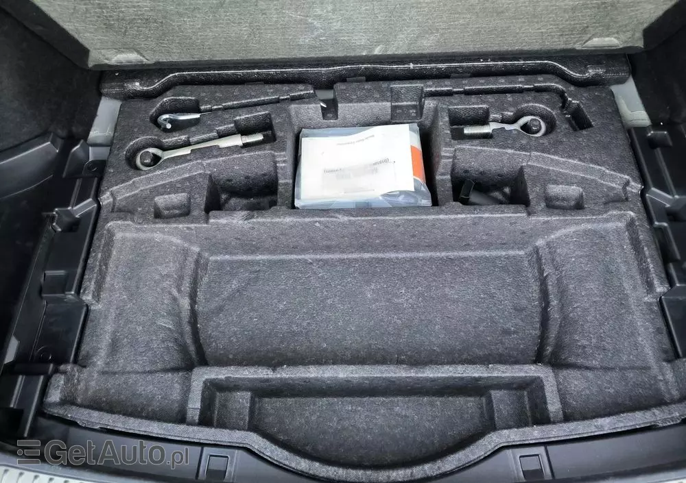 MAZDA 6 Kombi SKYACTIV-D 150 i-ELOOP Center-Line