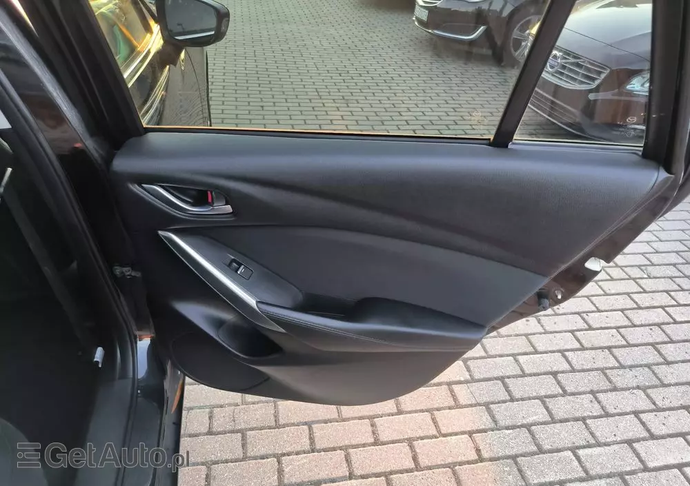 MAZDA 6 Kombi SKYACTIV-D 150 i-ELOOP Center-Line