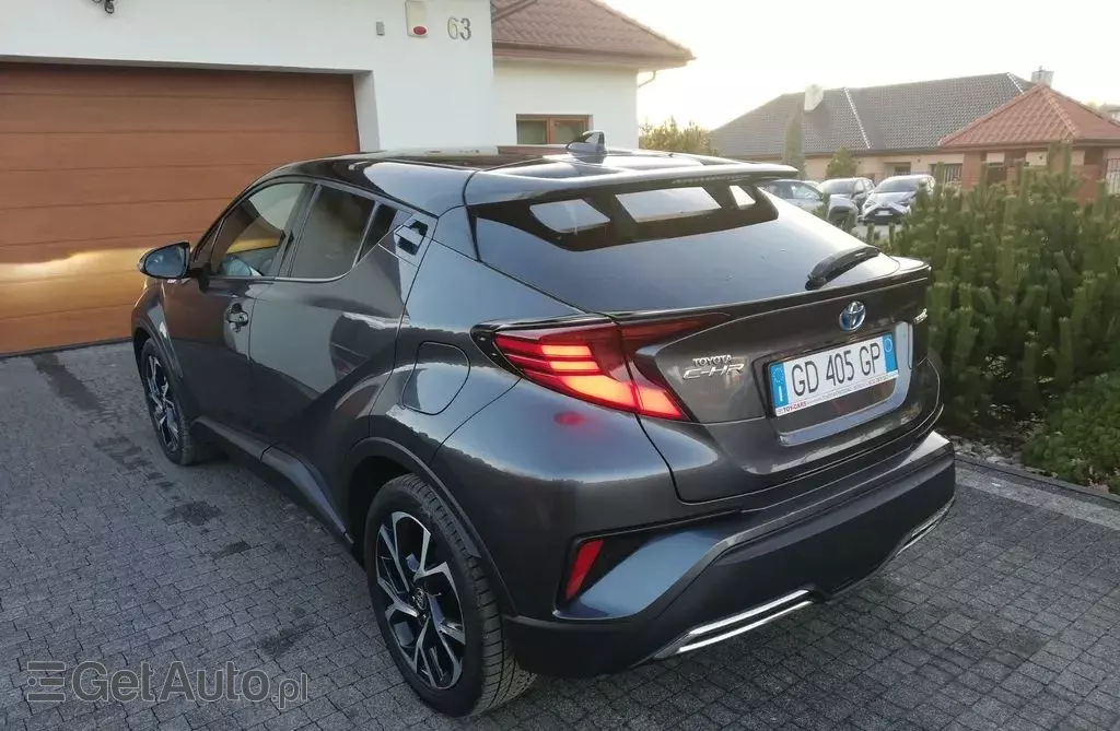 TOYOTA C-hr 