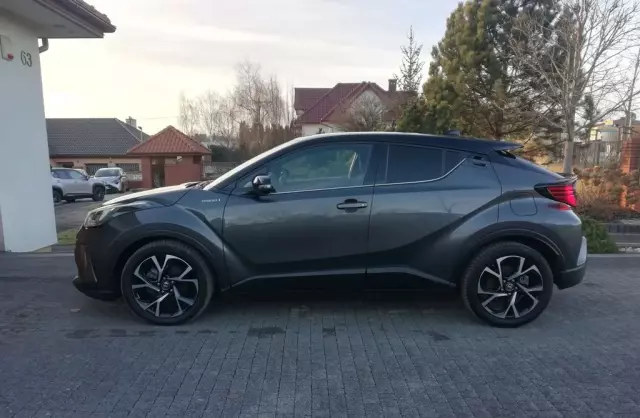 TOYOTA C-hr 