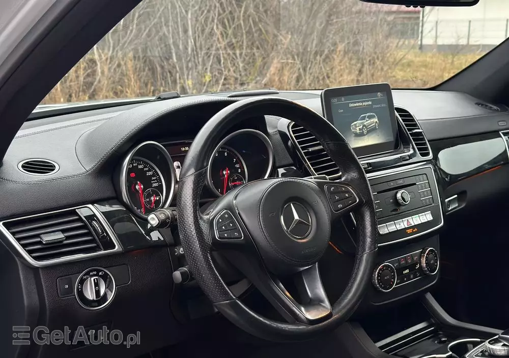 MERCEDES-BENZ GLS 400 4Matic 9G-TRONIC AMG Line