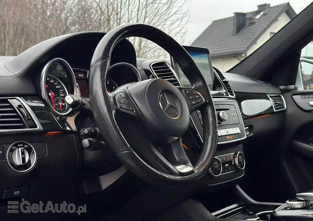 MERCEDES-BENZ GLS 400 4Matic 9G-TRONIC AMG Line