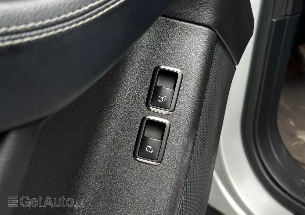 MERCEDES-BENZ GLS 400 4Matic 9G-TRONIC AMG Line