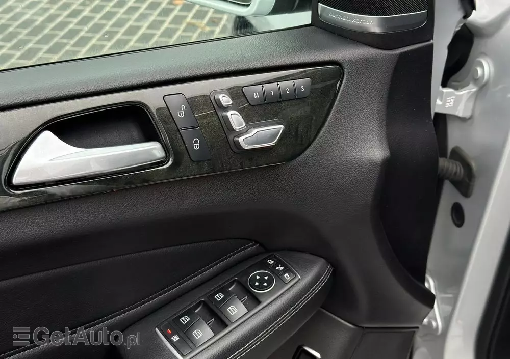 MERCEDES-BENZ GLS 400 4Matic 9G-TRONIC AMG Line