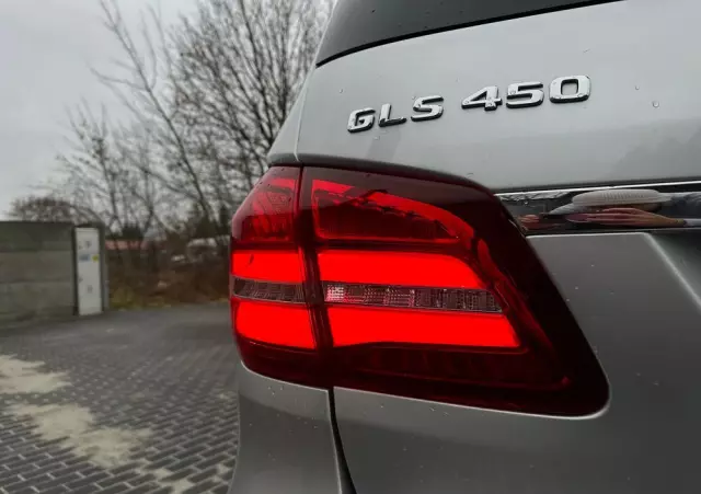 MERCEDES-BENZ GLS 400 4Matic 9G-TRONIC AMG Line