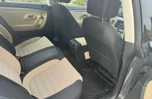 VOLKSWAGEN CC 