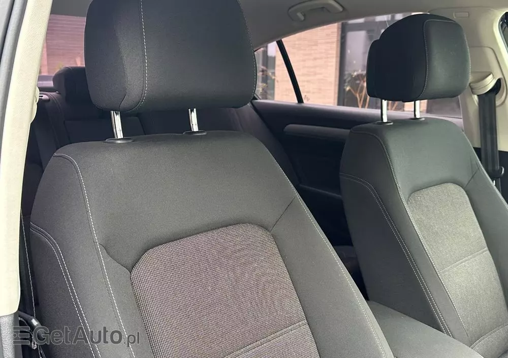 VOLKSWAGEN Passat 2.0 TDI SCR Comfortline