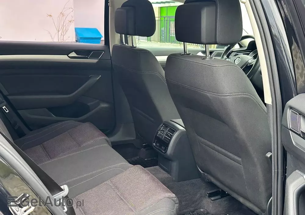 VOLKSWAGEN Passat 2.0 TDI SCR Comfortline