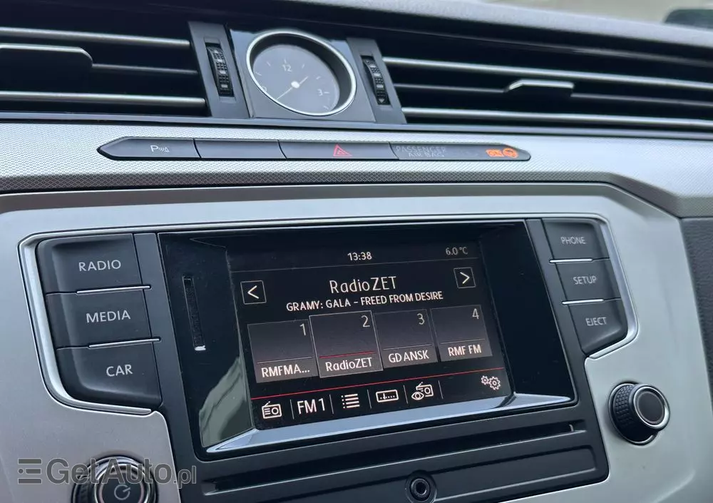 VOLKSWAGEN Passat 2.0 TDI SCR Comfortline