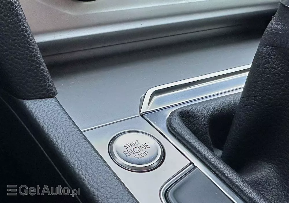 VOLKSWAGEN Passat 2.0 TDI SCR Comfortline