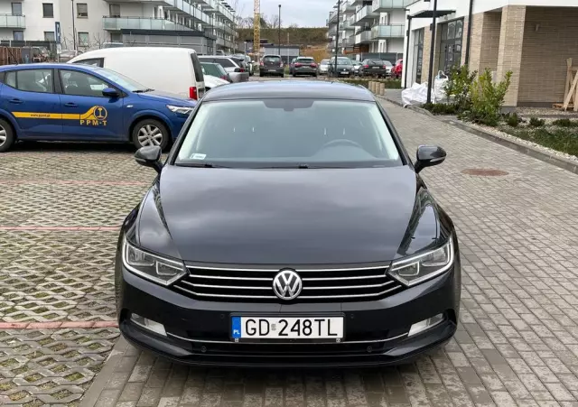 VOLKSWAGEN Passat 2.0 TDI SCR Comfortline