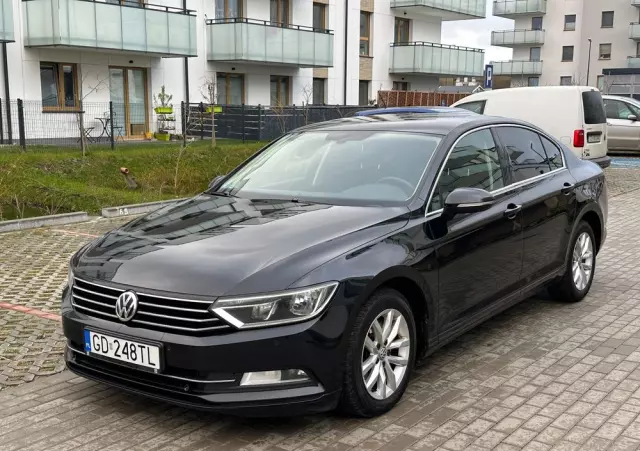 VOLKSWAGEN Passat 2.0 TDI SCR Comfortline