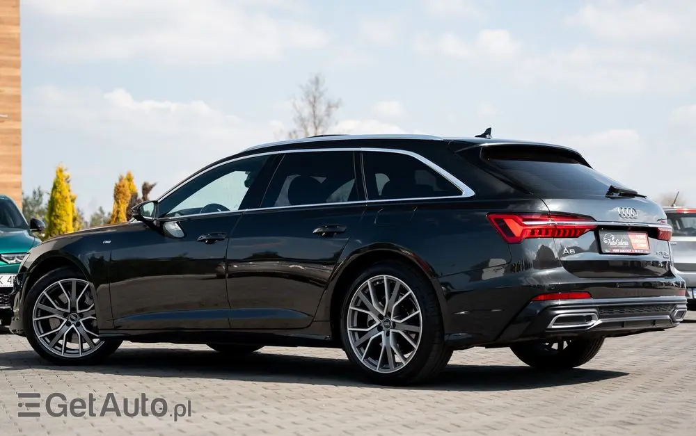 AUDI A6 Avant 50 TFSI e quattro S tronic S line