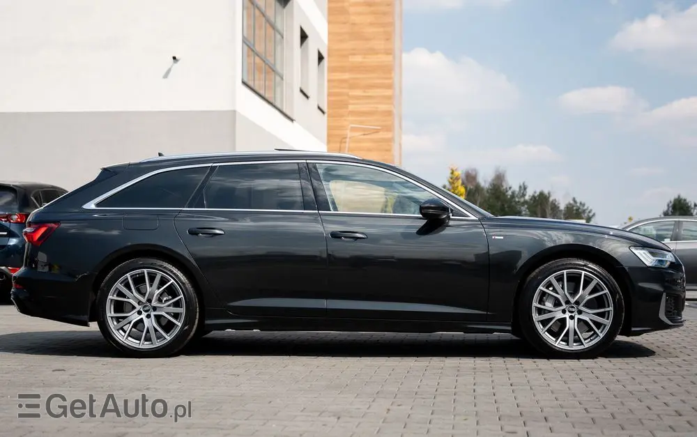 AUDI A6 Avant 50 TFSI e quattro S tronic S line
