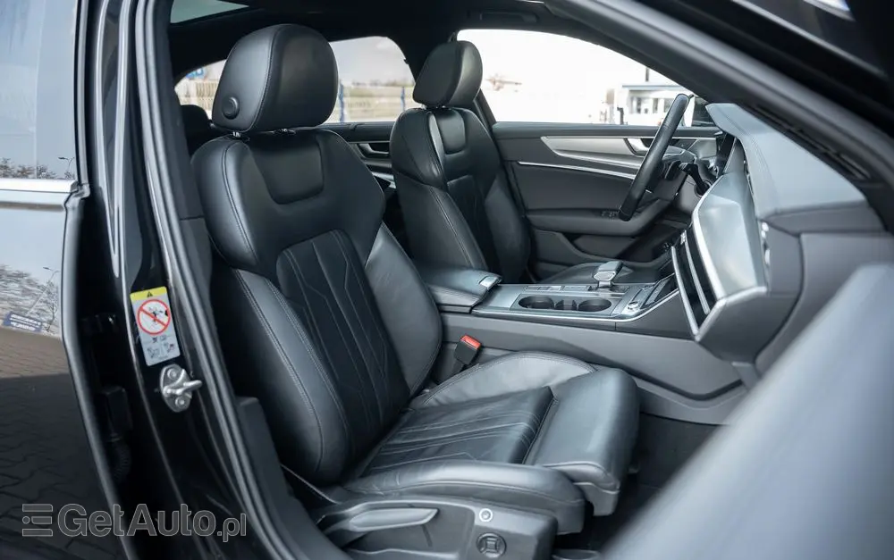 AUDI A6 Avant 50 TFSI e quattro S tronic S line