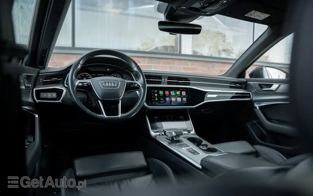 AUDI A6 Avant 50 TFSI e quattro S tronic S line