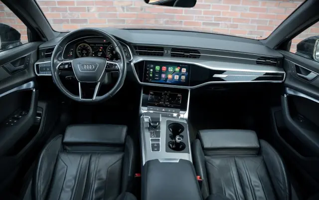 AUDI A6 Avant 50 TFSI e quattro S tronic S line
