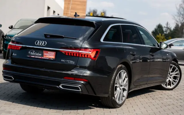AUDI A6 Avant 50 TFSI e quattro S tronic S line