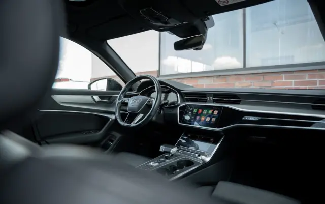 AUDI A6 Avant 50 TFSI e quattro S tronic S line