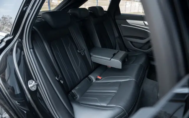 AUDI A6 Avant 50 TFSI e quattro S tronic S line