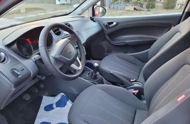 SEAT Ibiza 