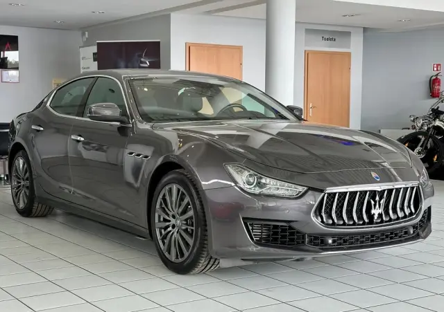 MASERATI Ghibli S Q4