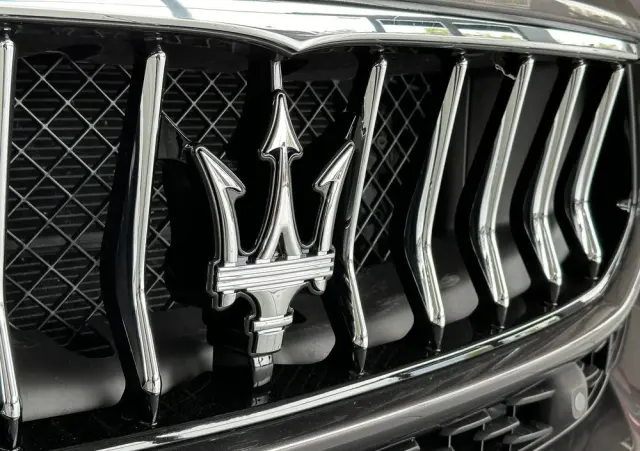 MASERATI Ghibli S Q4