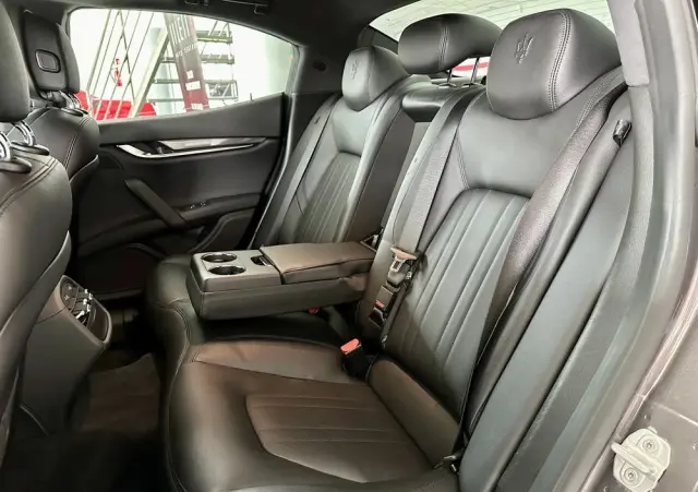 MASERATI Ghibli S Q4