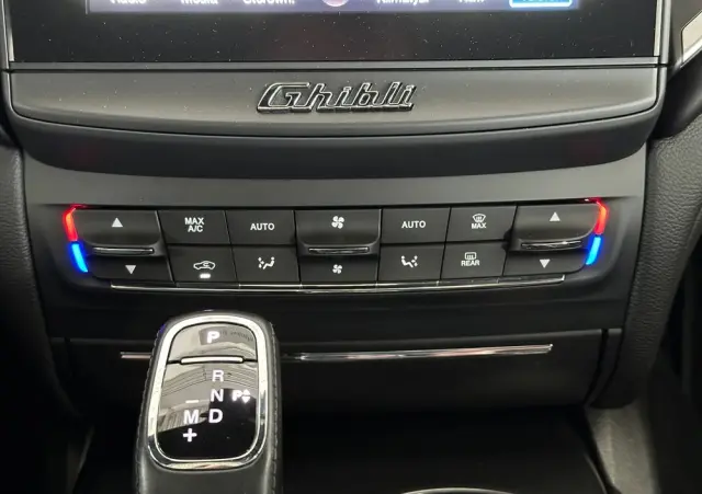 MASERATI Ghibli S Q4