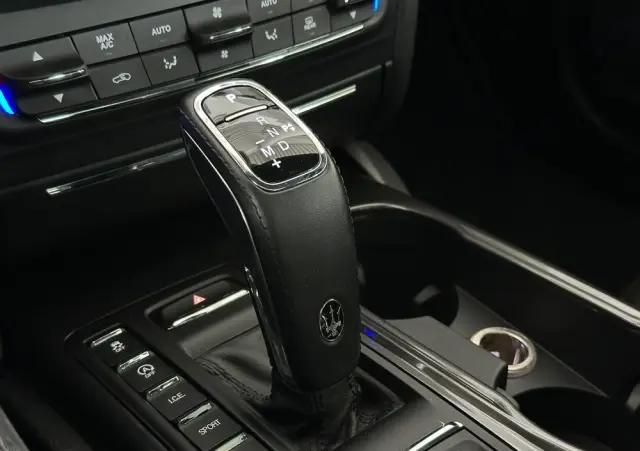 MASERATI Ghibli S Q4