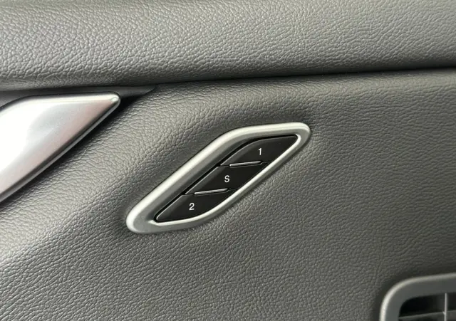 MASERATI Ghibli S Q4