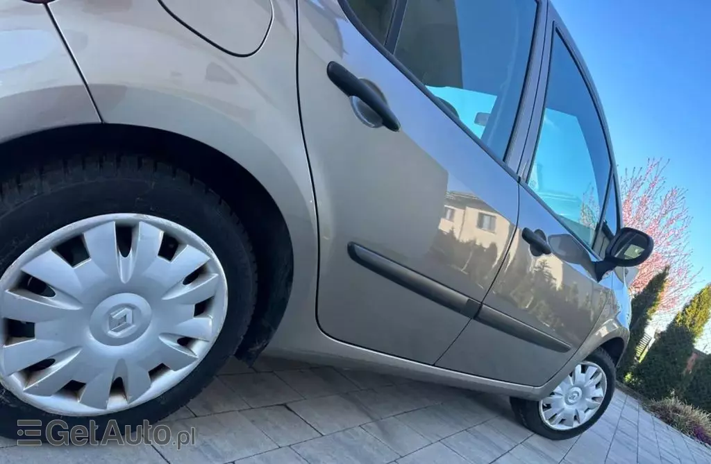 RENAULT Modus 