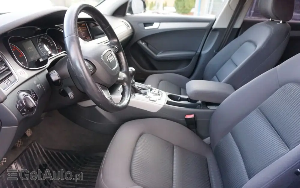 AUDI A4 Avant 2.0 TDI DPF Attraction