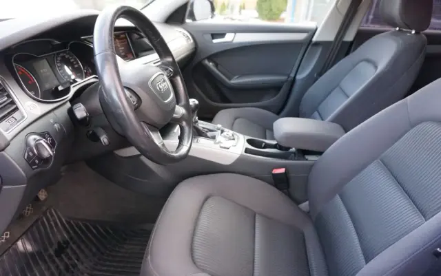 AUDI A4 Avant 2.0 TDI DPF Attraction