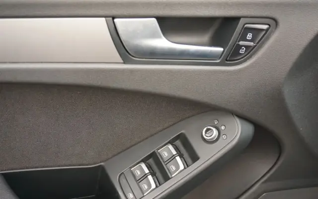 AUDI A4 Avant 2.0 TDI DPF Attraction