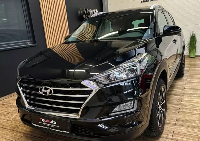 HYUNDAI Tucson 