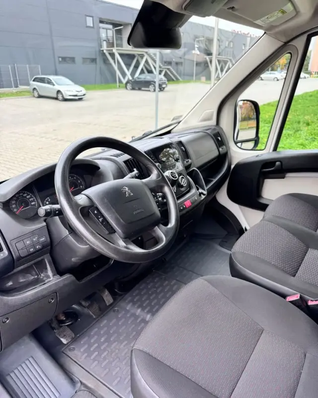 PEUGEOT Boxer 