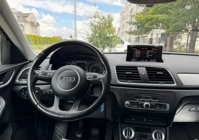AUDI Q3 2.0 TDI
